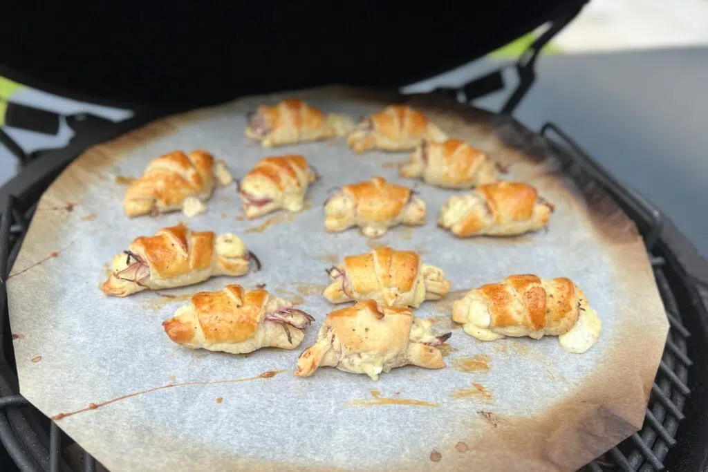 Ham and cheese puff pastry croissants